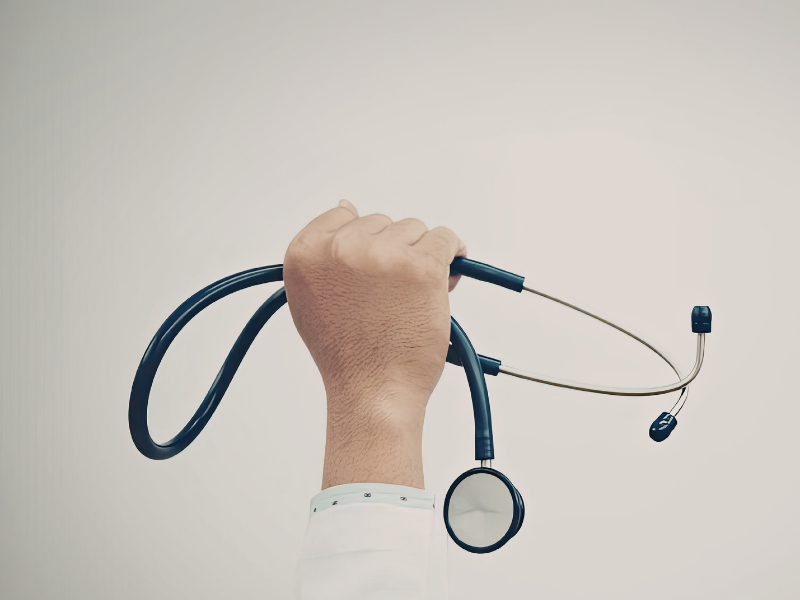 medico invisible